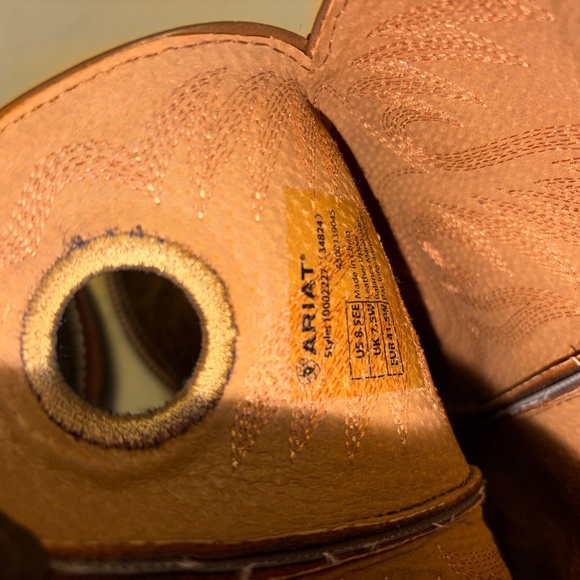Ariat Cowboy Boots Men’s size 8.5 EE (wide) - Picture 8 of 10